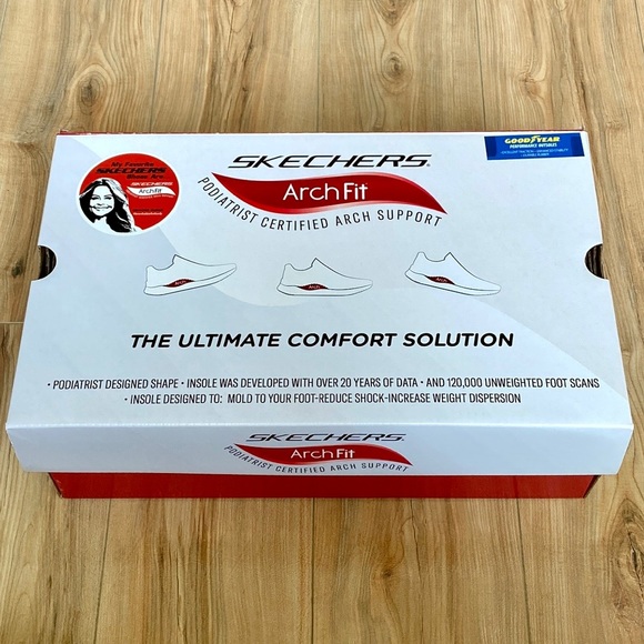 ‼️Last 1‼️Skechers Women's Max Cushioning Arch Fit Walking Sneakers - Picture 5 of 15